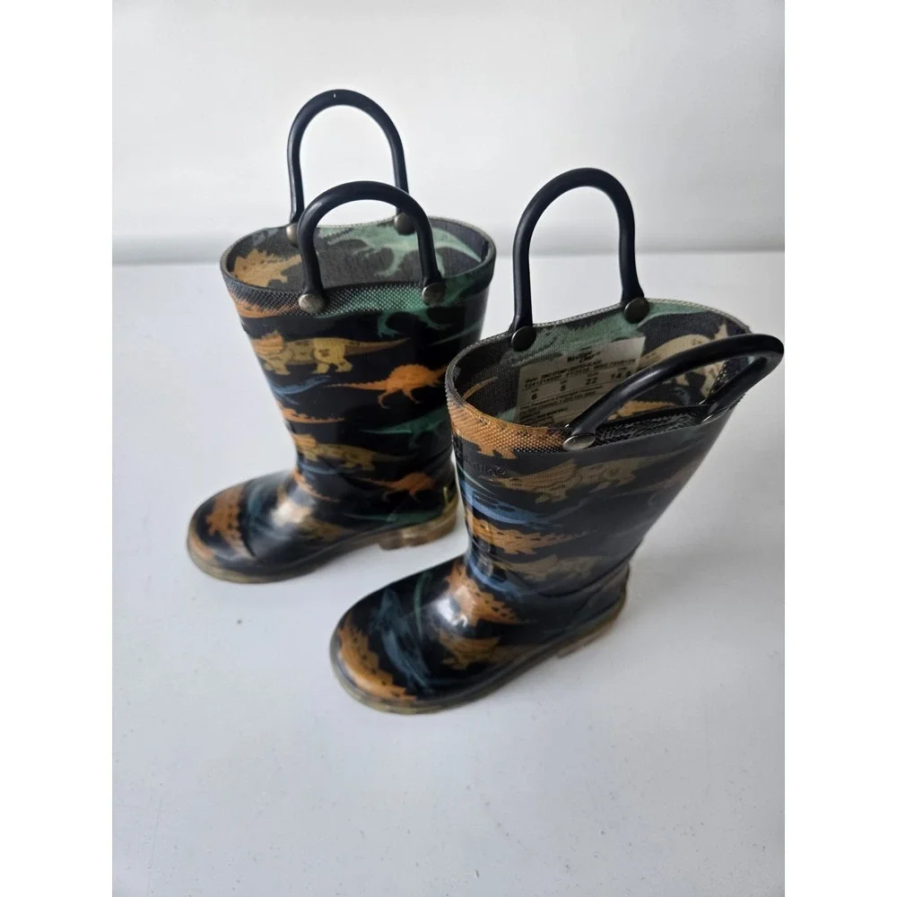 Western Chief Dino Stomp Light Up Rain Boots Kids Size 6 Black Dinosaur Pull On